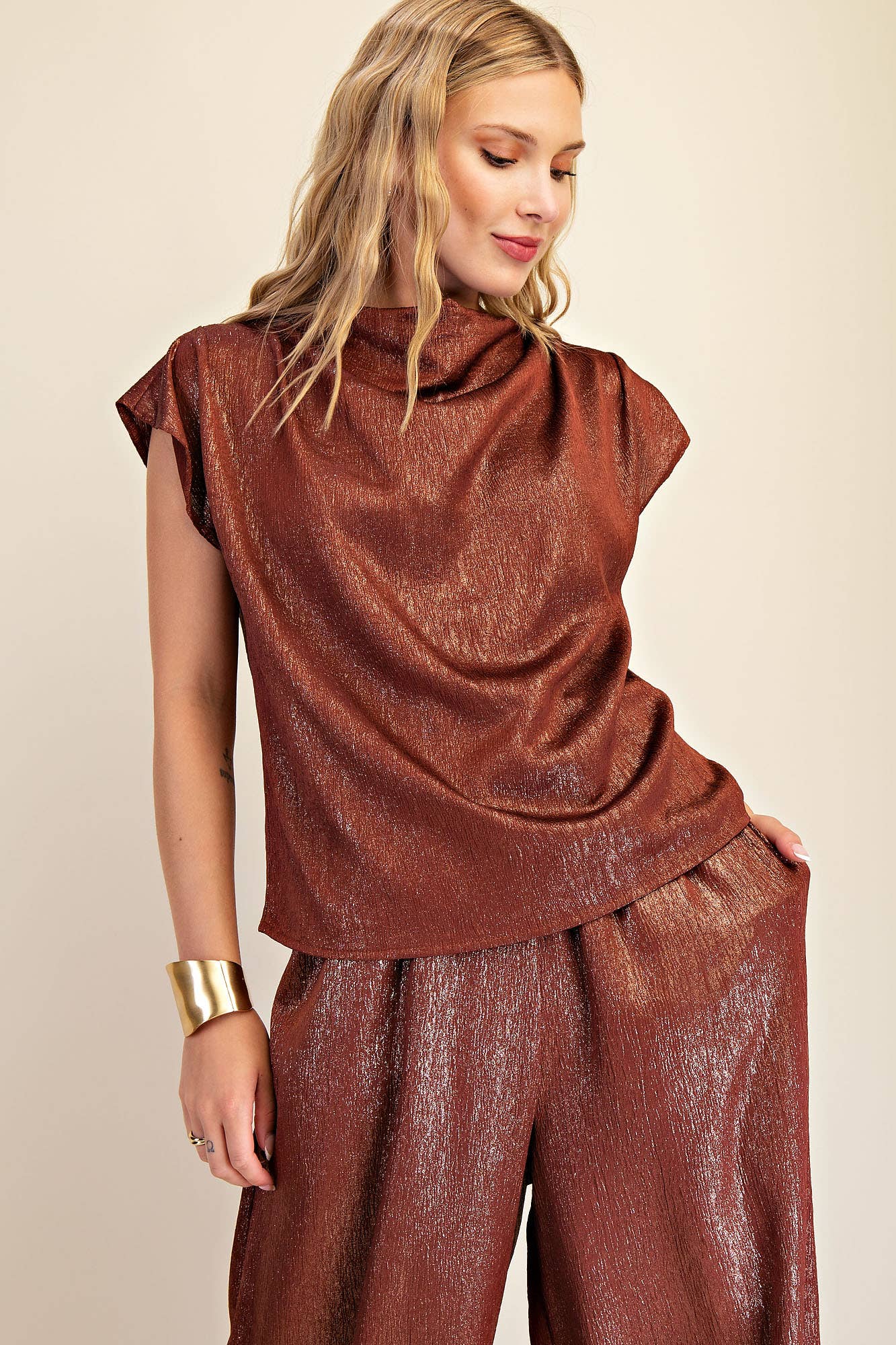 Sleeveless Blouse