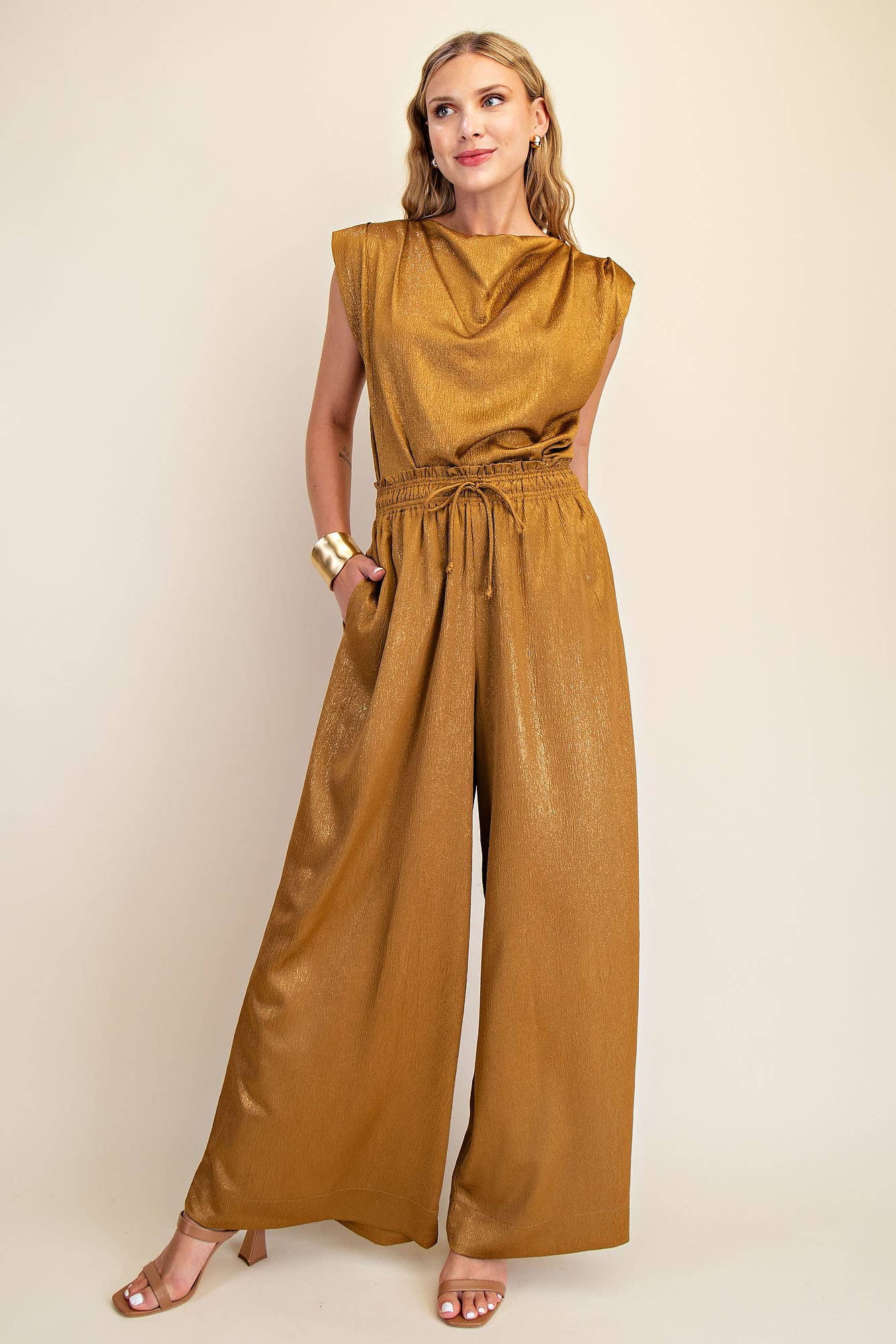Sleeveless Blouse