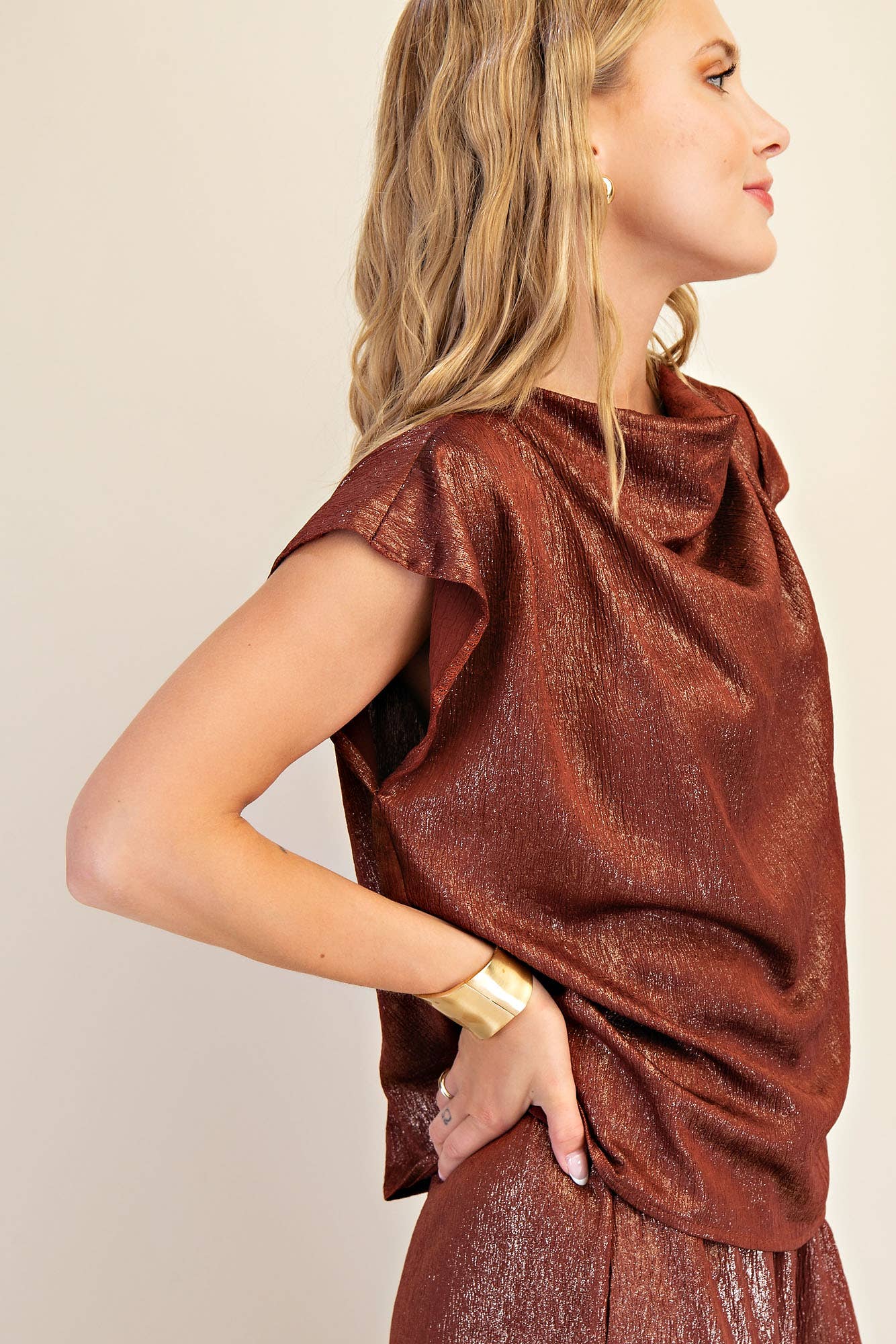Sleeveless Blouse