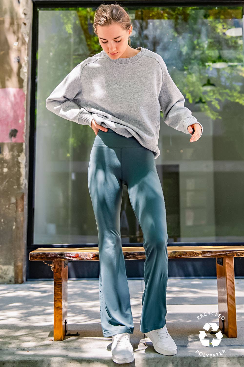 FLARED YOGA PANTS