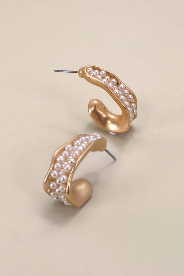 PEARL OVAL MATTE HOOP EARRINGS | 80E2724