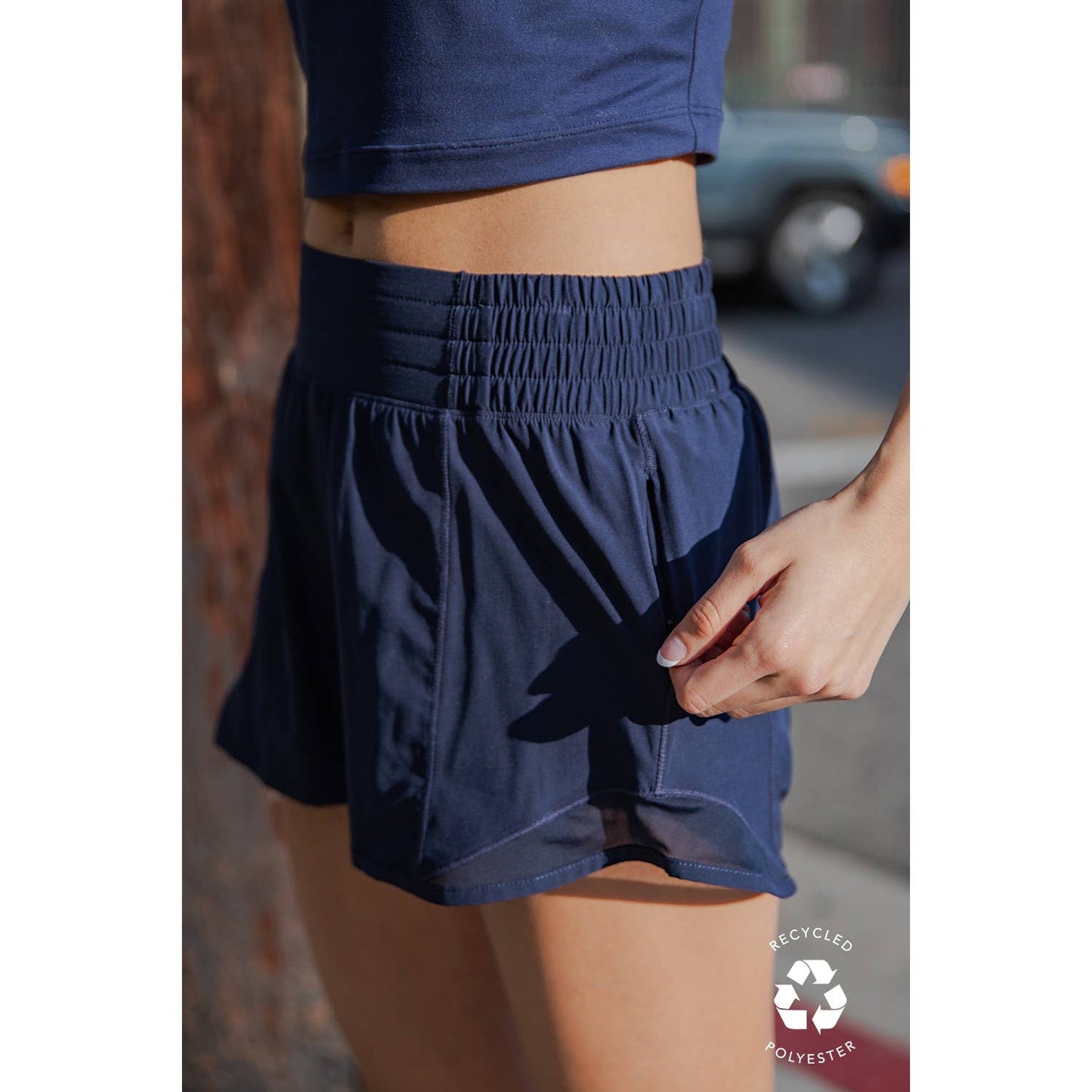 BLUE RECYCLED ACTIVE SHORT WITH MESH