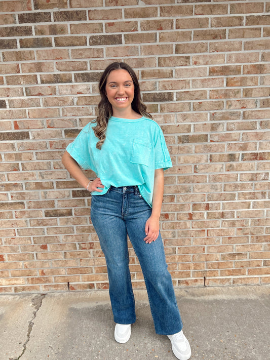 Mint acid washed crop boxed