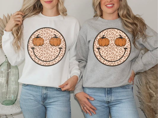 Smiley Pumpkin (left is distressed,right is normal) please specify  T/S