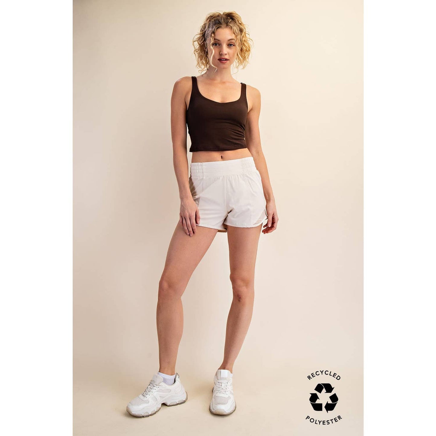 WHITE RECYCLED ACTIVE SHORT WITH MESH