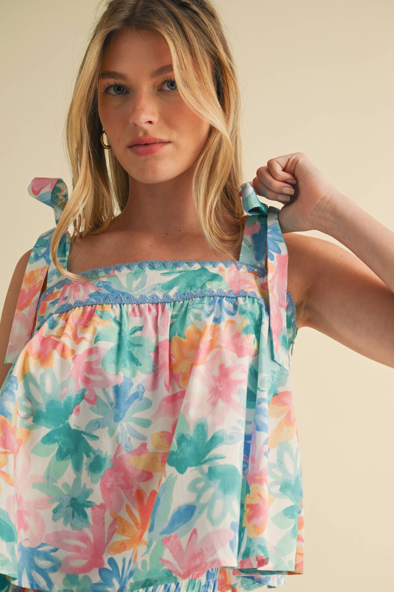 EXCLUSIVE PRT FLORAL TIE SHOULDR TOP AND SHORTS SET MPST4095