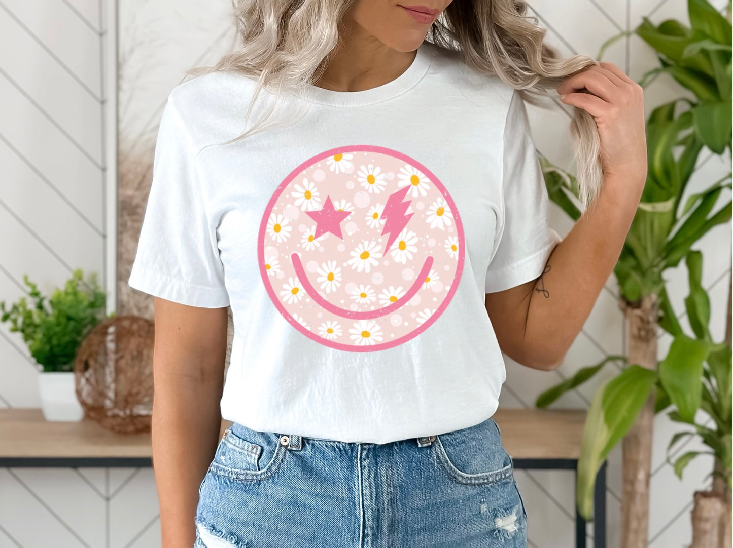 Star Smiley Graphic T/S